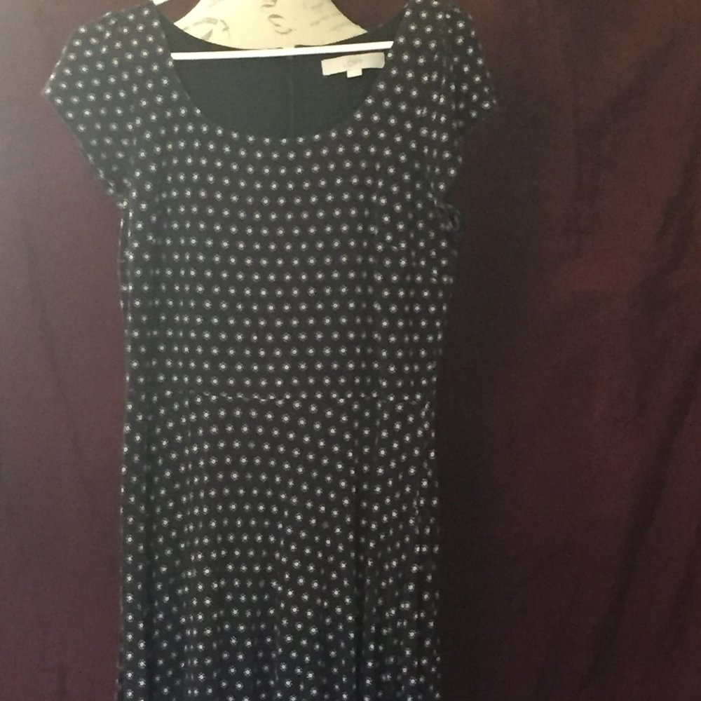 #137 LOFT print dress